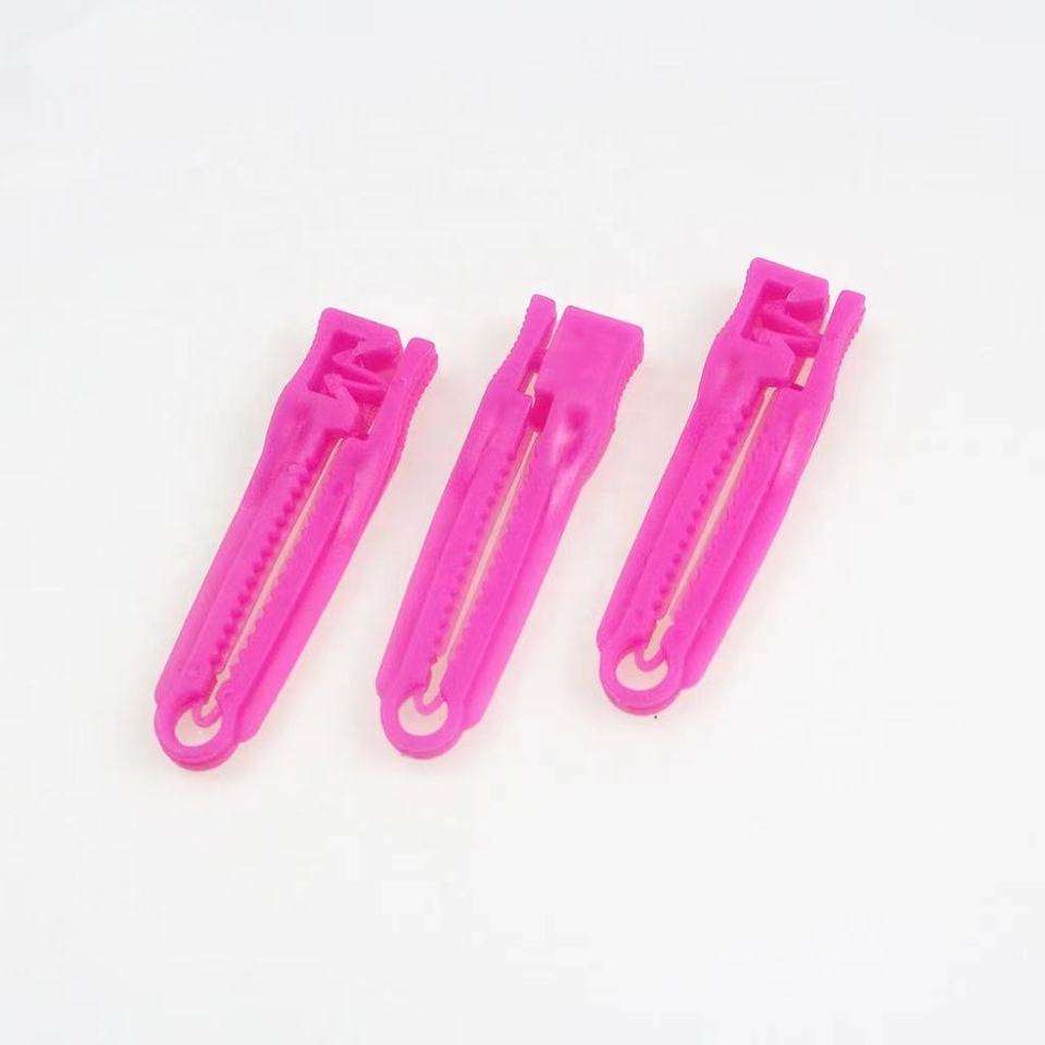 Sterilized umbilical cord clamp 10