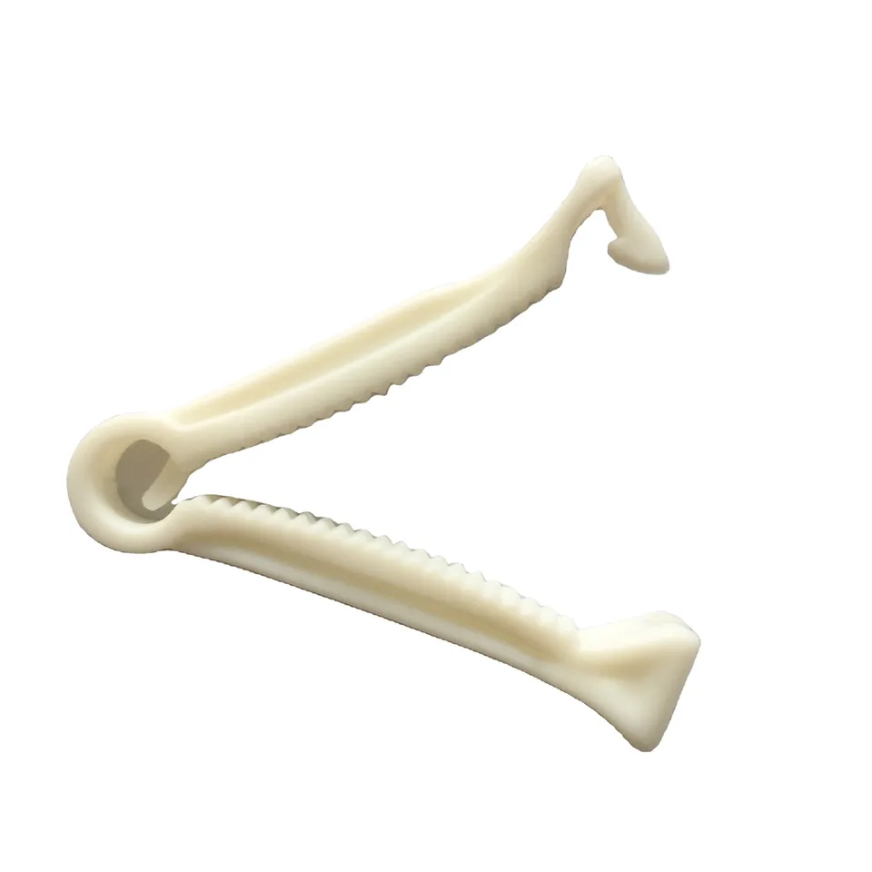 Sterilized umbilical cord clamp 7