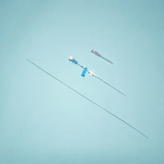 Conjunto de catéter arterial desechable médico, línea arterial flexible para monitorización de la presión arterial en tiempo real