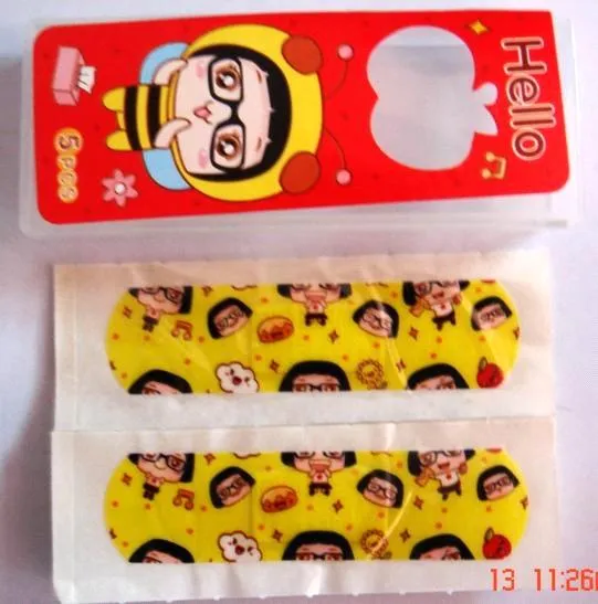 Medical Waterproof Carton Wound Adhesive Plaster with FDA,CE,ISO 3