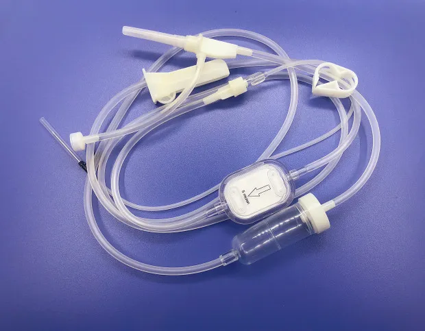Set de infusión IV de precisión desechable con CE, ISO, FDA