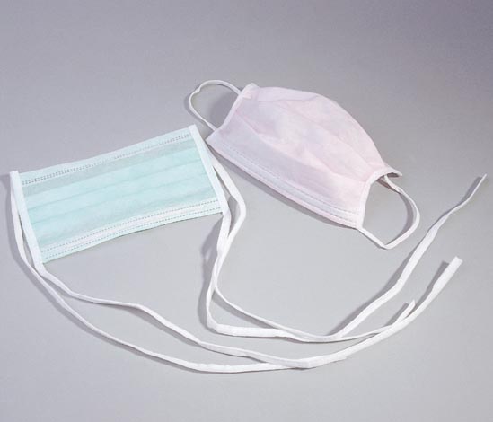 Mascarilla desechable de 3 capas de tela no tejida en todas las tallas