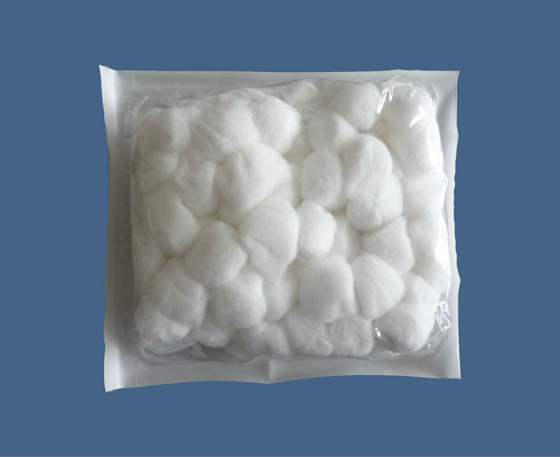 Sterile absorbent medical cotton wool balls with all sizes 2