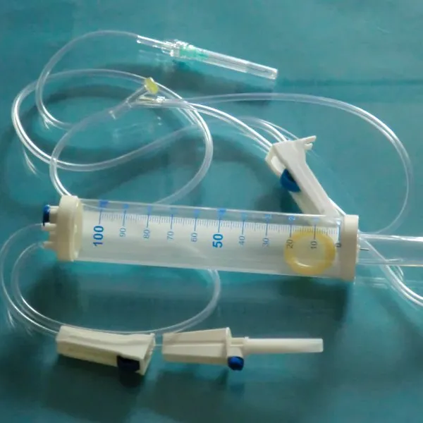 Equipo de infusión IV pediátrico tipo bureta estéril médico con 100ml, 150ml