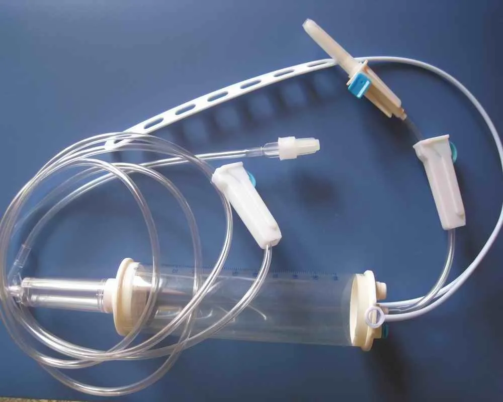Medical sterile burette type pediatric iv infusion set with 100ml,150ml 4