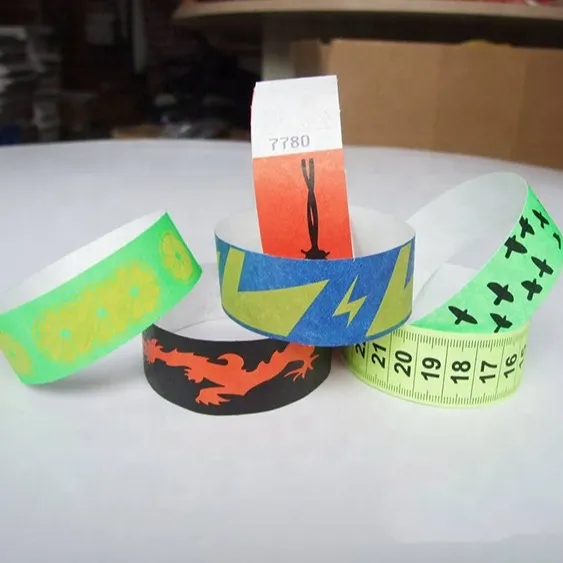 Pulseras ID de papel fancy coloridas desechables de código de barras de entrada
