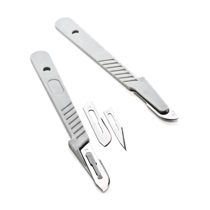 Sterile All Types Of Stainless Steel Surgical Blade with Plastic Handle 6