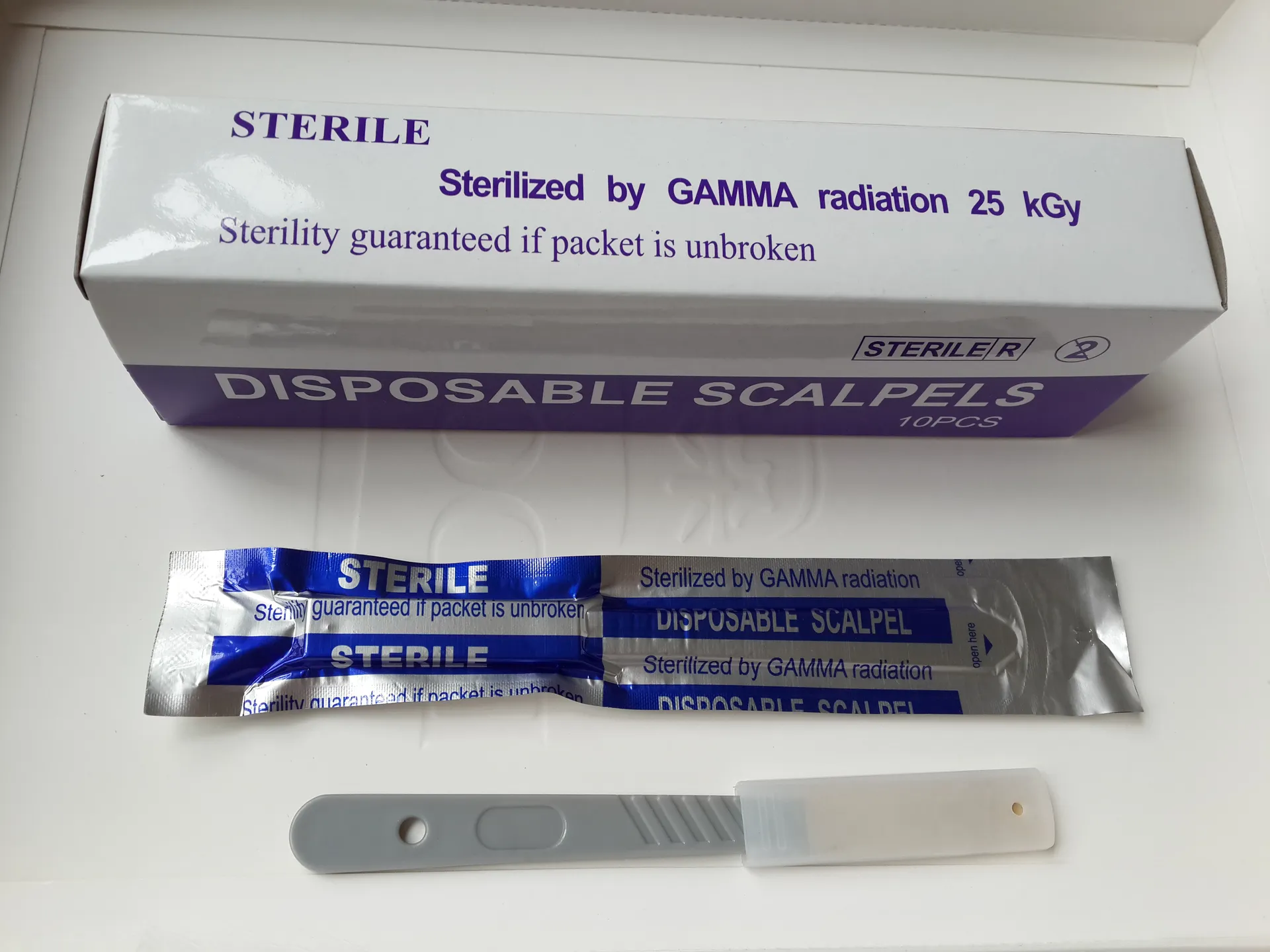 Disposable Sterile Carbon Steel Surgical Blade with Plastic Handle 5