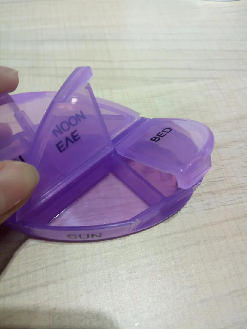 Oval 28CASE PILL organizer 5