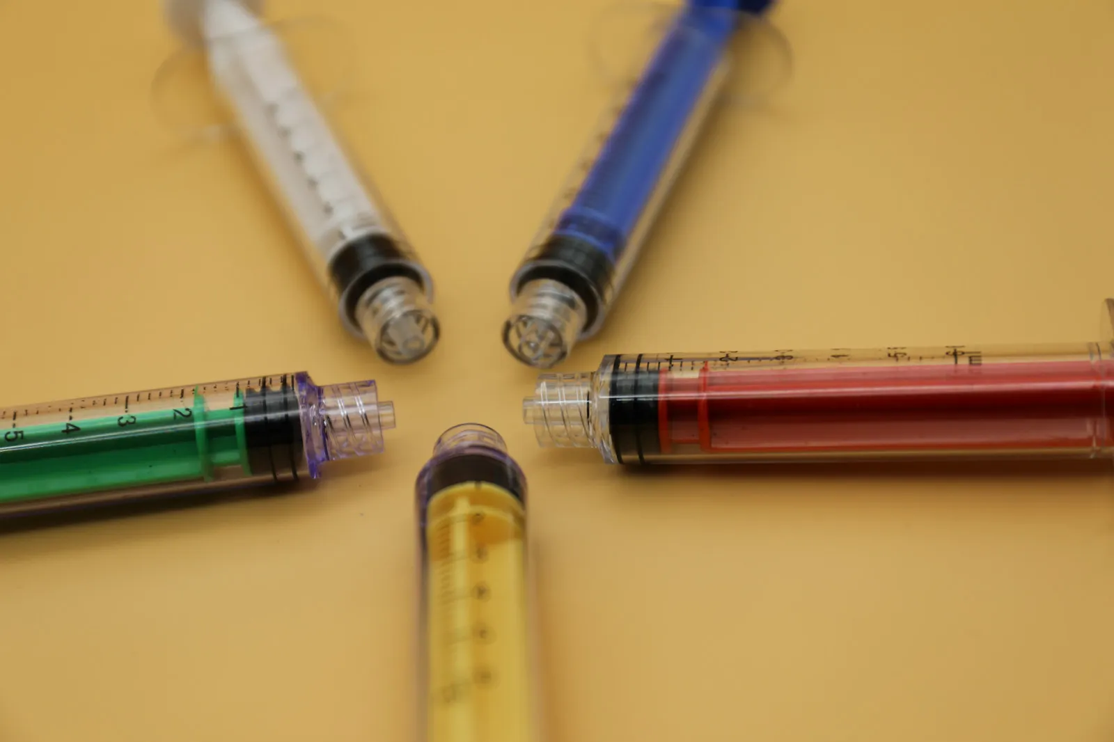 Colored Piston Specialty Syringe